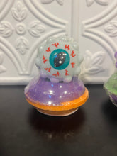Load image into Gallery viewer, Light up fidget popper bath bombs
