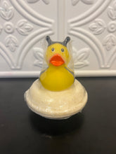 Load image into Gallery viewer, Rubber Duck Bath Bombs
