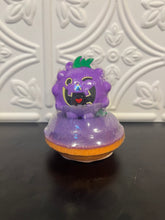 Load image into Gallery viewer, Light up fidget popper bath bombs
