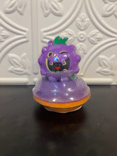 Load image into Gallery viewer, Light up fidget popper bath bombs

