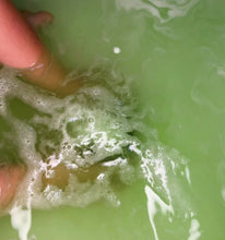Load and play video in Gallery viewer, Surprise Squishy Cauldron Bath Bombs
