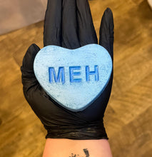 Load image into Gallery viewer, Valentine's Bath Bombs
